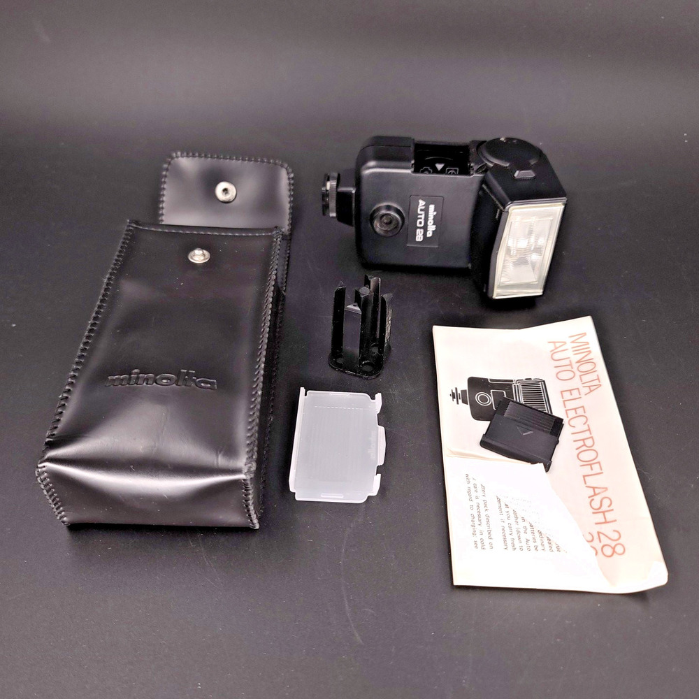 Vtg. Minolta Auto ElectroFlash 28 Shoe Mount Speedlight Flash Works, Size: